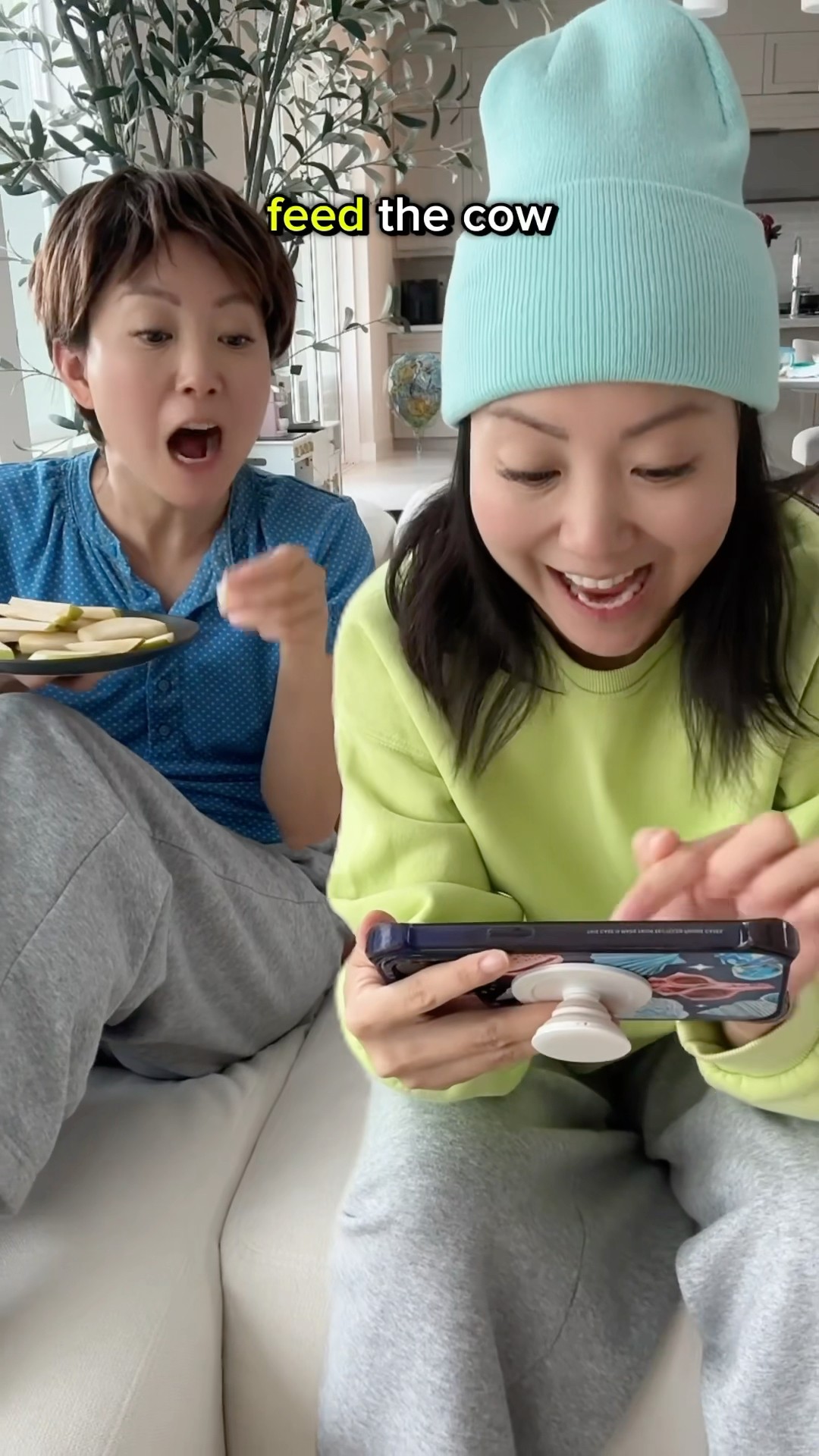 Korean mom takes a @hayday break this holiday?? #HayDay #HayDayHoliday #sponsored